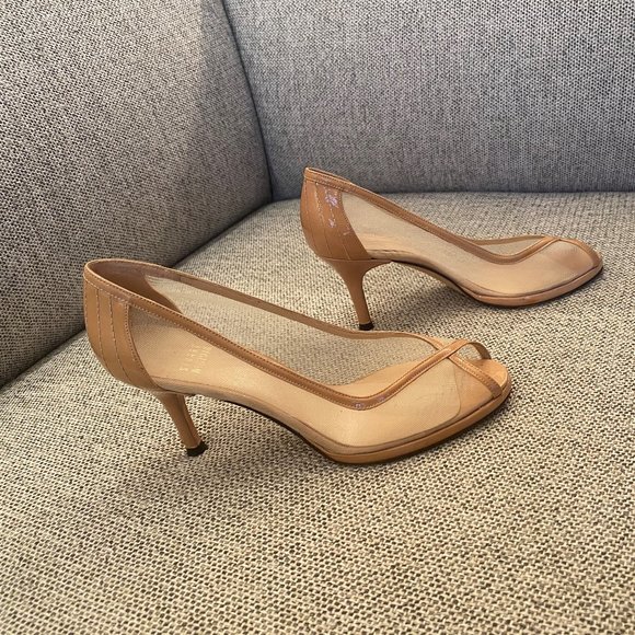 Stuart Weitzman Shoes - Stuart Weitzman Peep Toe Pump - US size 7
